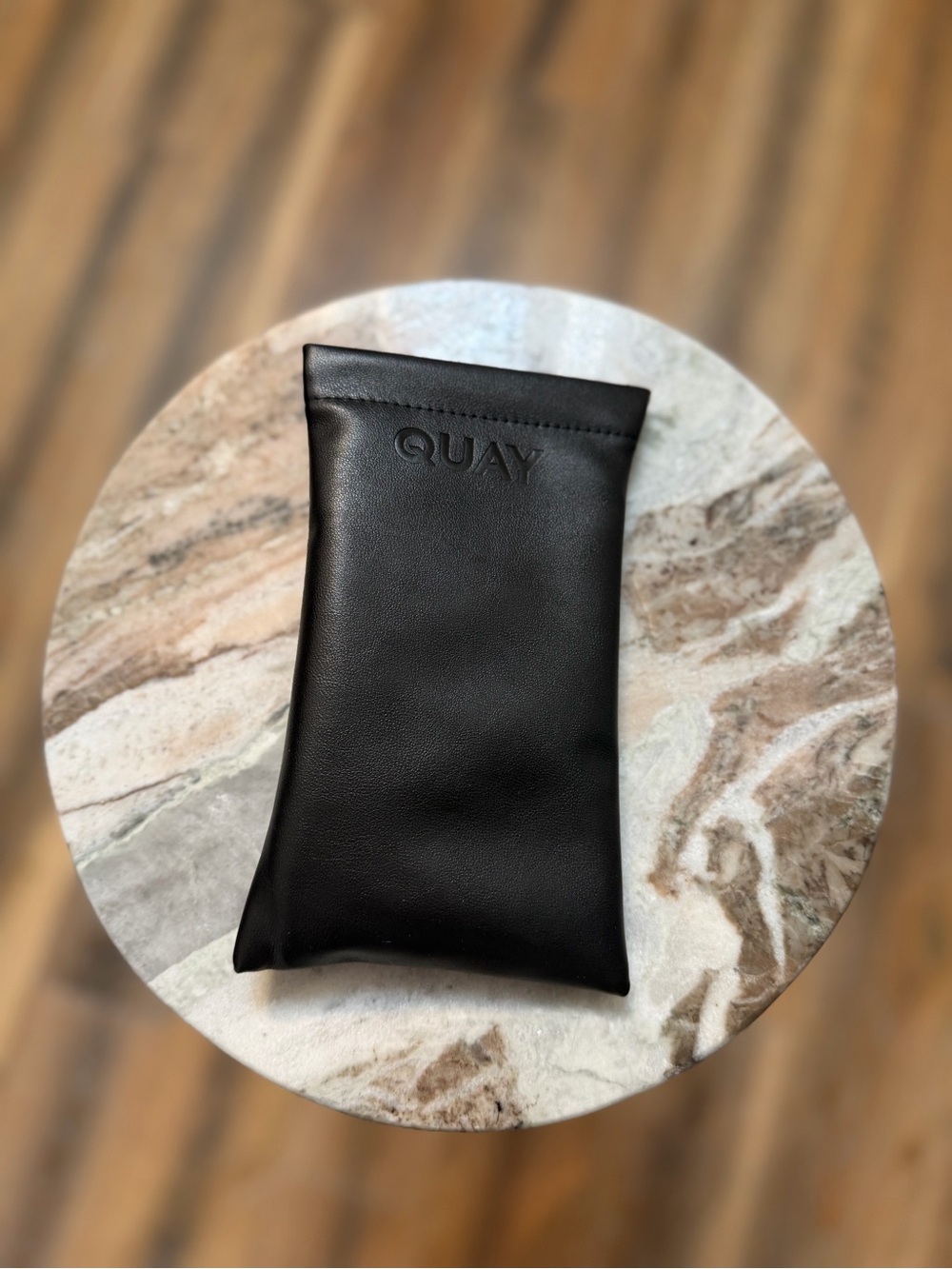 QUAY sunglasses - Picture 3 of 6